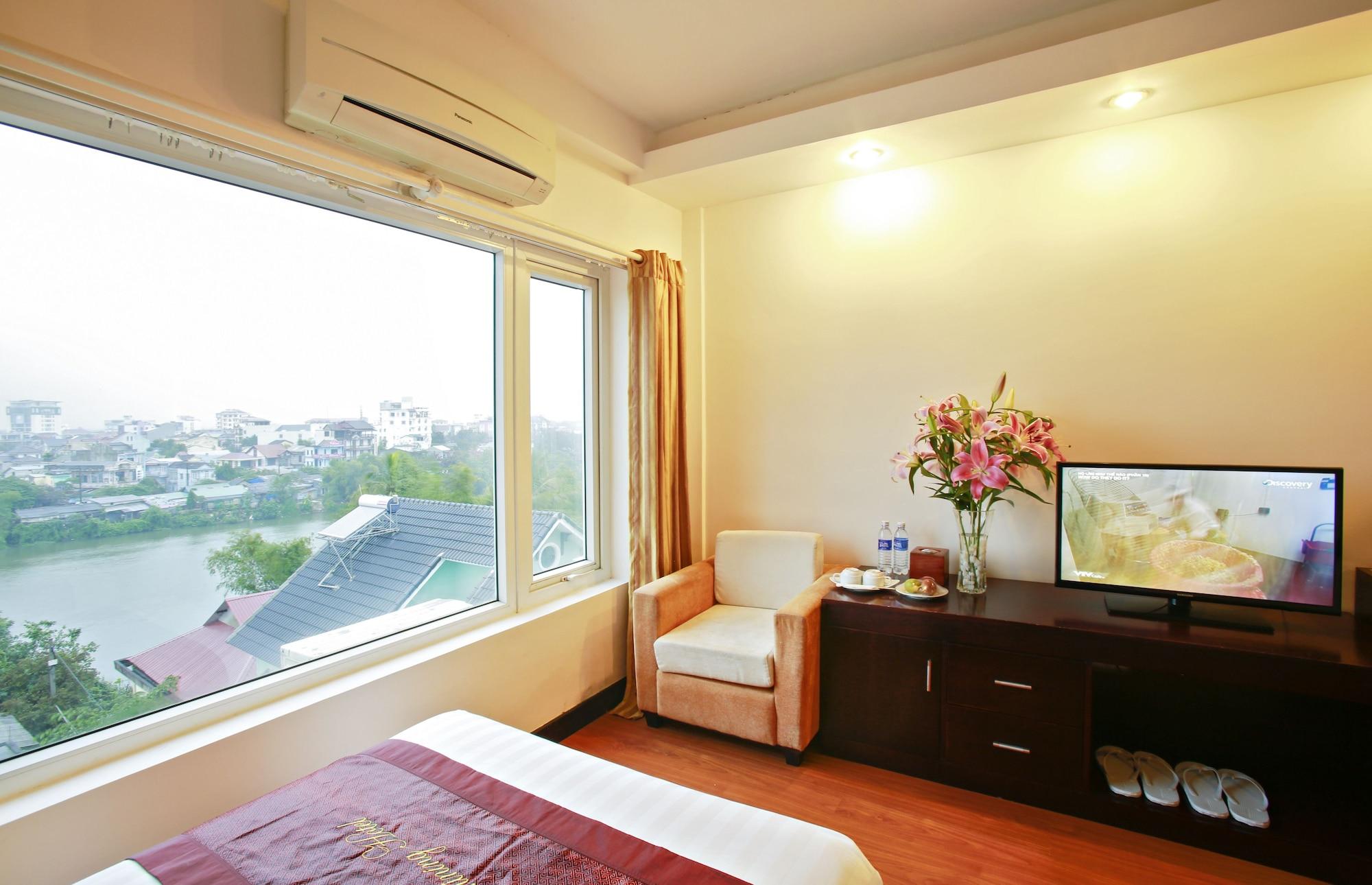 Hue Serene Shining Hotel & Spa Exterior photo