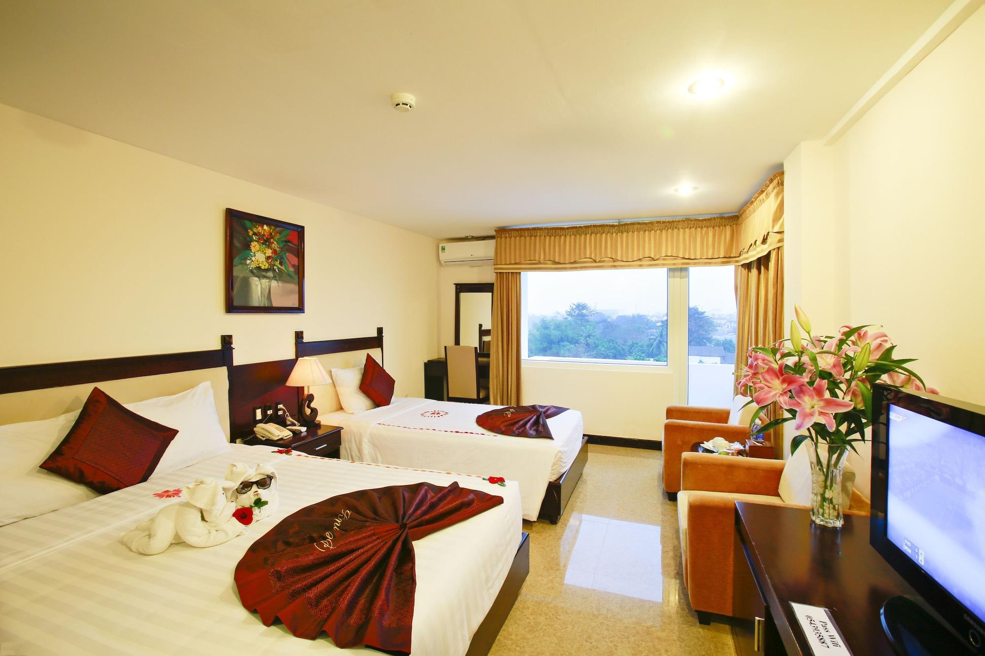 Hue Serene Shining Hotel & Spa Exterior photo